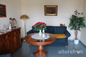 Gemeinschaftsraum mit Sofa