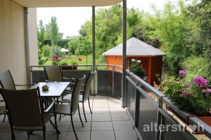 Balkon mit Gartenblick, DSG Pflegewohnstift Babelsberg in Potsdam