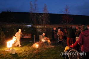 Rumpelstilzchen beim Weihnachtsmarkt im Pflegewohnstift Hönow