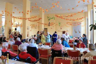 Herbstfest in der Seniorenstiftung Prenzlauer Berg Haus 32a in Berlin