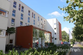 Eingang der Seniorenstiftung Prenzlauer Berg Haus 33 in Berlin