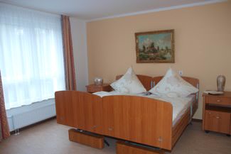 Die Tandemzimmer eignen sich besonders für Paare sehr gut Tandemzimmer im DSG Pflegewohnstift Waldstadt in Potsdam