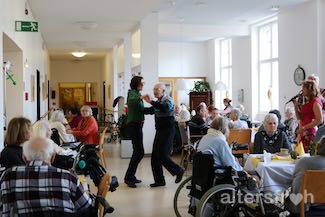 Maifest im Pflegewohnheim des EGZB