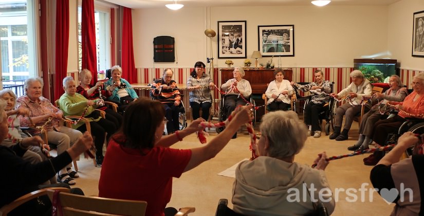 Sportgruppe im Vitanas Senioren Centrum Rosengarten in Berlin Lankwitz