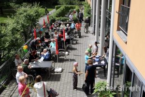 Seifenblasen beim Kinderfest 2016 der zur Seniorenstiftung Prenzlauer Berg gehörenden Häuser 32, 32a und 33 in Berlin