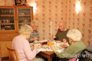 Kaffeekranz, Vitanas Senioren Centrum Am Stadtpark in Berlin Steglitz-Zehlendorf